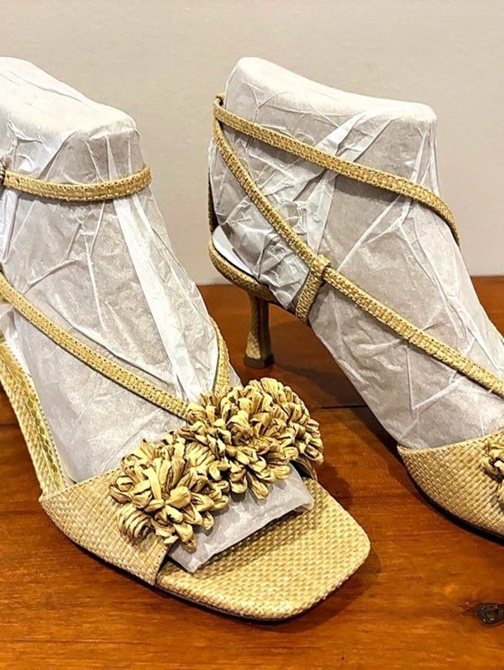 Sam Edelman Floral Ankle Strap Heels in Gold Like New in box